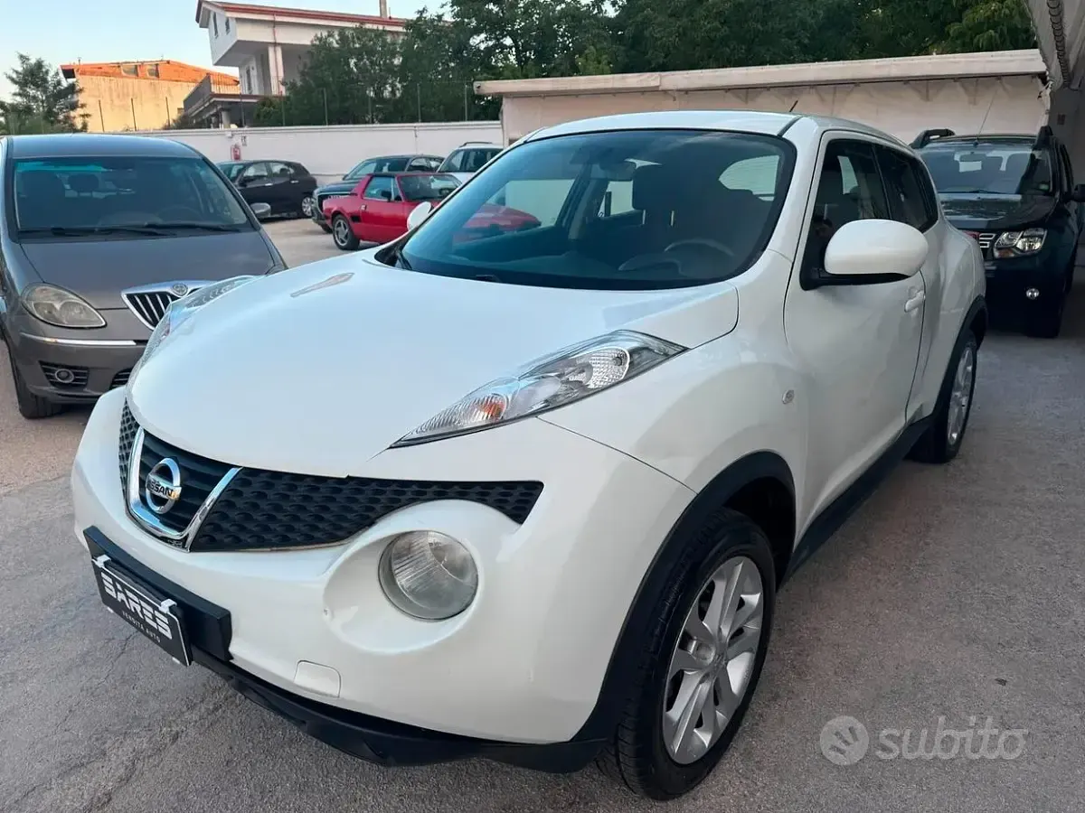 Usata Nissan Juke Acenta 110 CV (80 kW) 2012 Bianco SUV