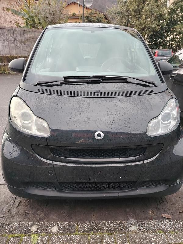 Nero Usata 2010 Smart ForTwo Coupé Coupé | 5100 € - Immagine 1/4
