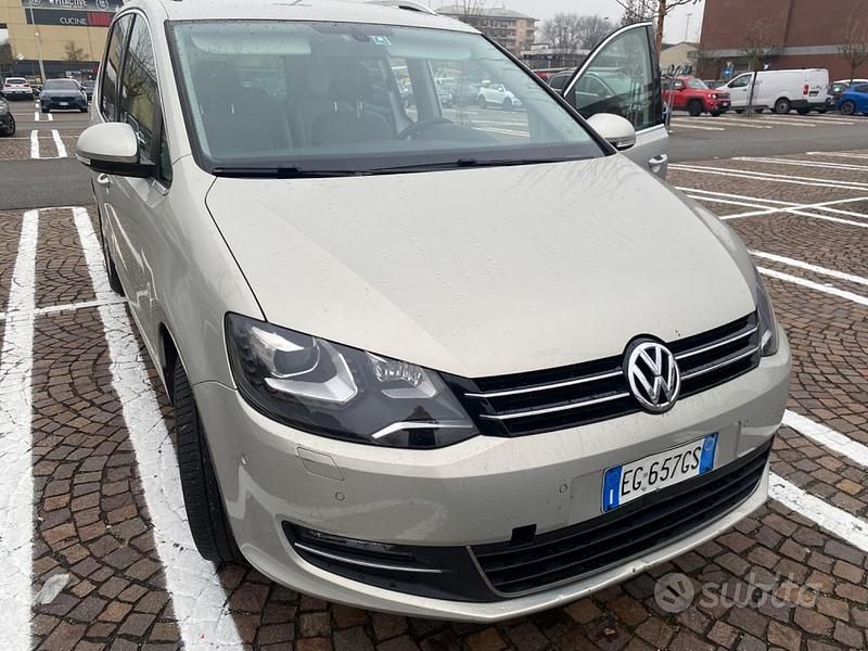 Usata VW Sharan 140 CV (102 kW) 2011 Grigio Monovolume