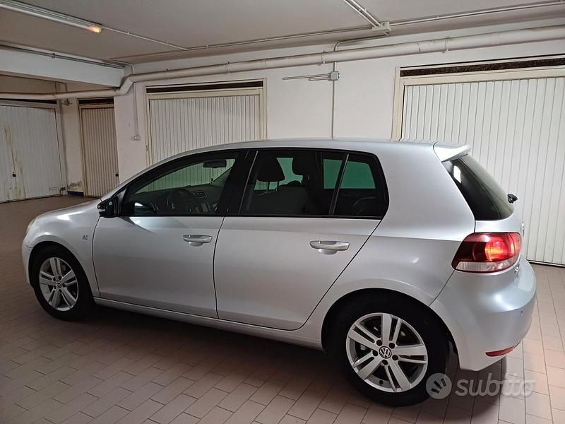 Usata VW Golf VII Match 105 CV (77 kW) 2012 Grigio Berlina