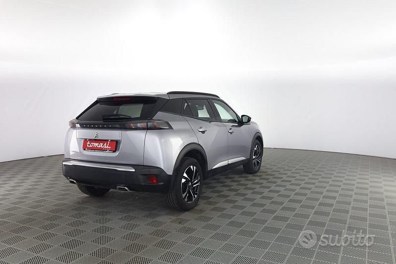Usata Peugeot 2008 Allure 131 CV (96 kW) 2022 Grigio SUV