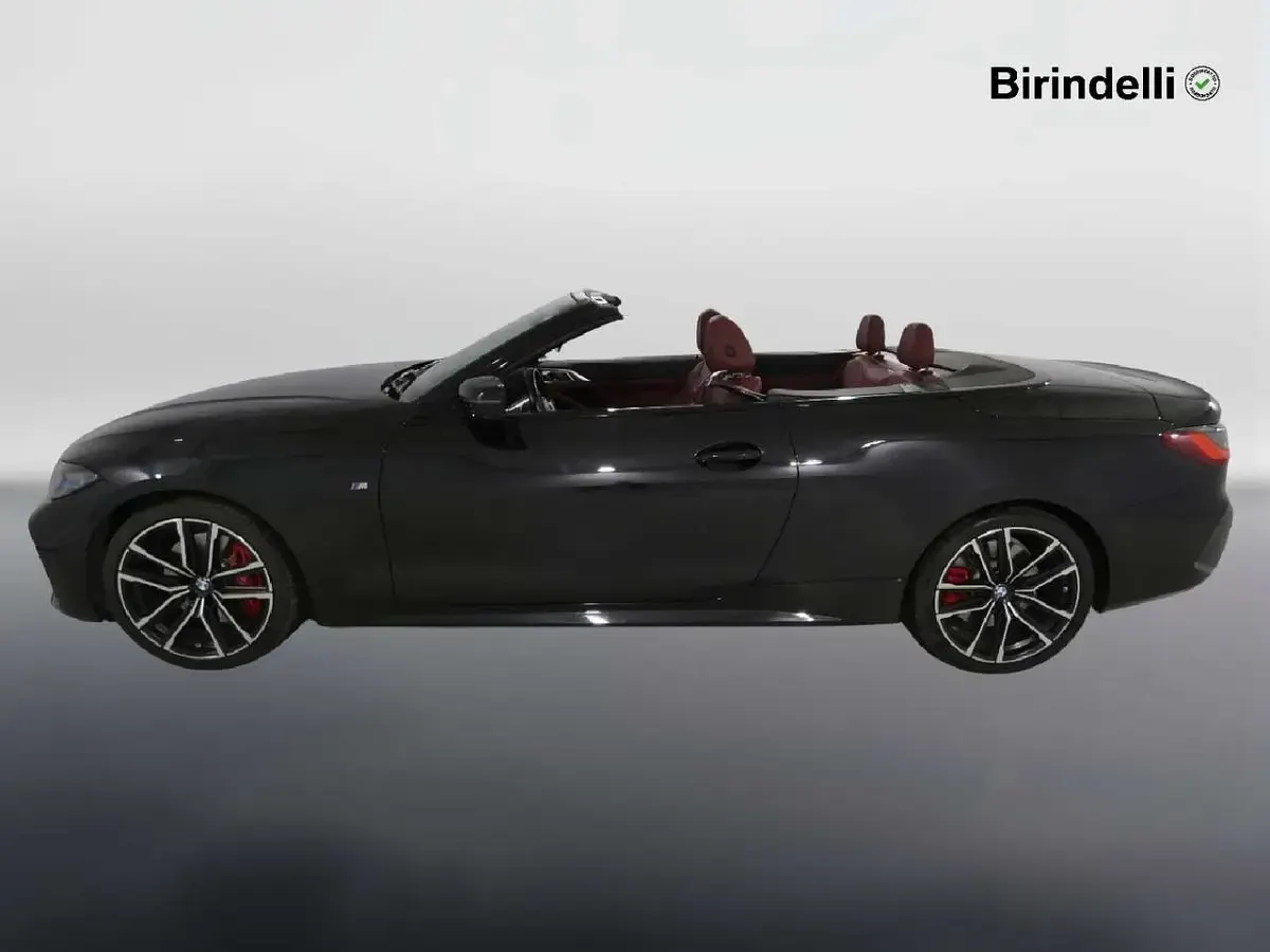Usata BMW 430 Cabriolet M Sport 245 CV (180 kW) 2023 Black sapphire metallizzato Cabrio