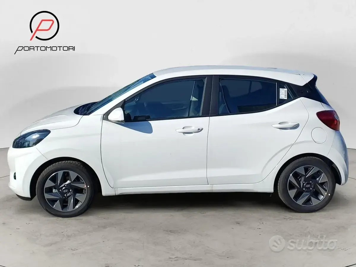 Nuova Hyundai i10 63 CV (46 kW) 2025 Bianco Utilitaria