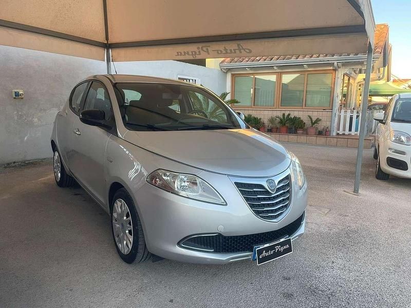 Usata Lancia Ypsilon S 86 CV (63 kW) 2012 Grigio Utilitaria