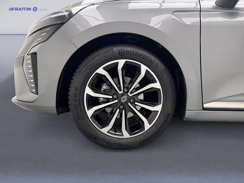 Usata Renault Clio V Techno 91 CV (66 kW) 2024 Grigio Utilitaria