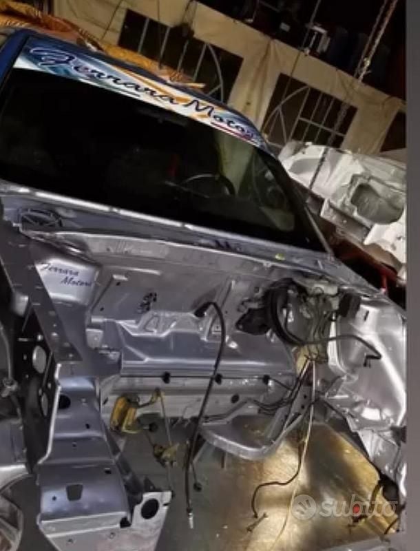 Usata Peugeot 106 2000 Utilitaria