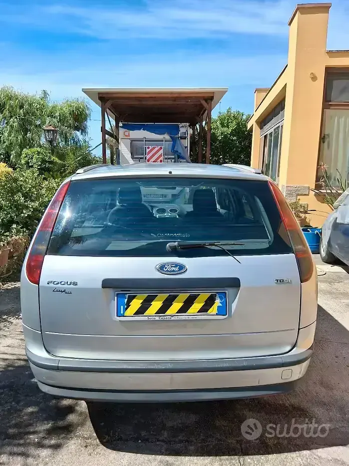 Usata Ford Focus 2007 Grigio Station wagon