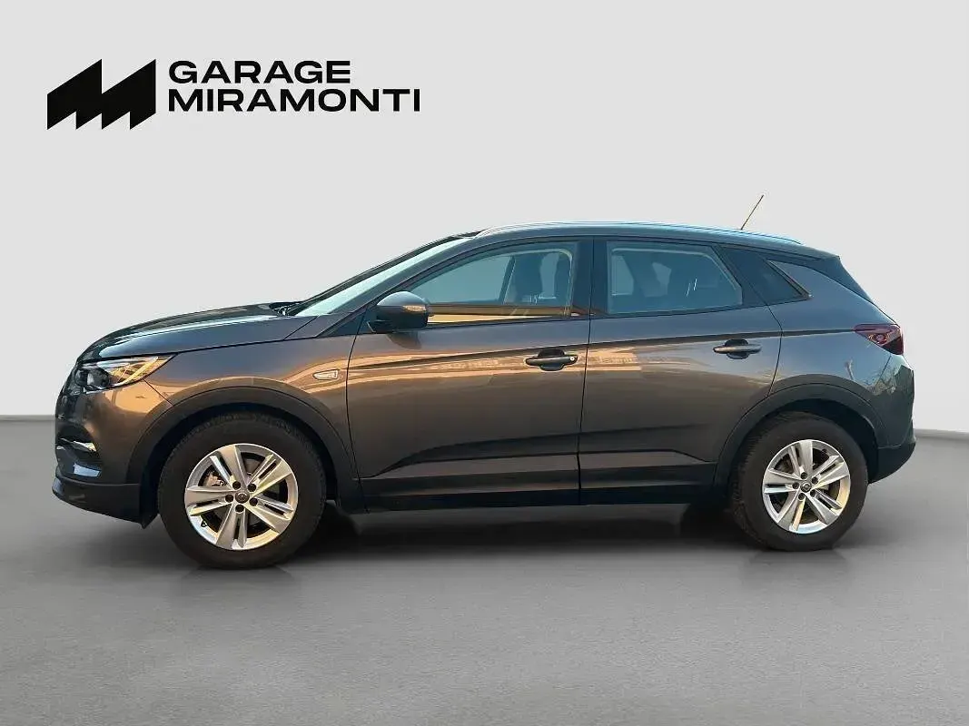 Usado Opel Grandland X S 131 CV (96 kW) 2020 Gris SUV
