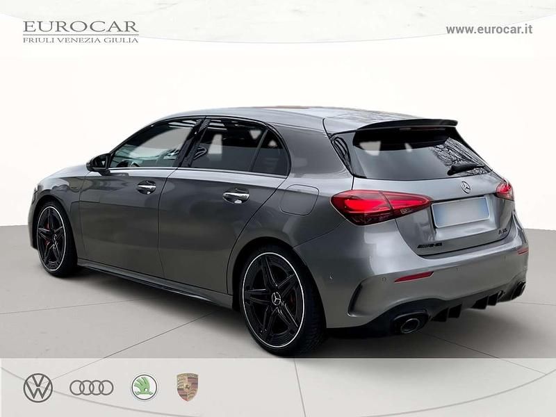 Usata Mercedes A35 AMG Premium Plus 306 CV (225 kW) 2023 Grigio metallizzato scuro Berlina