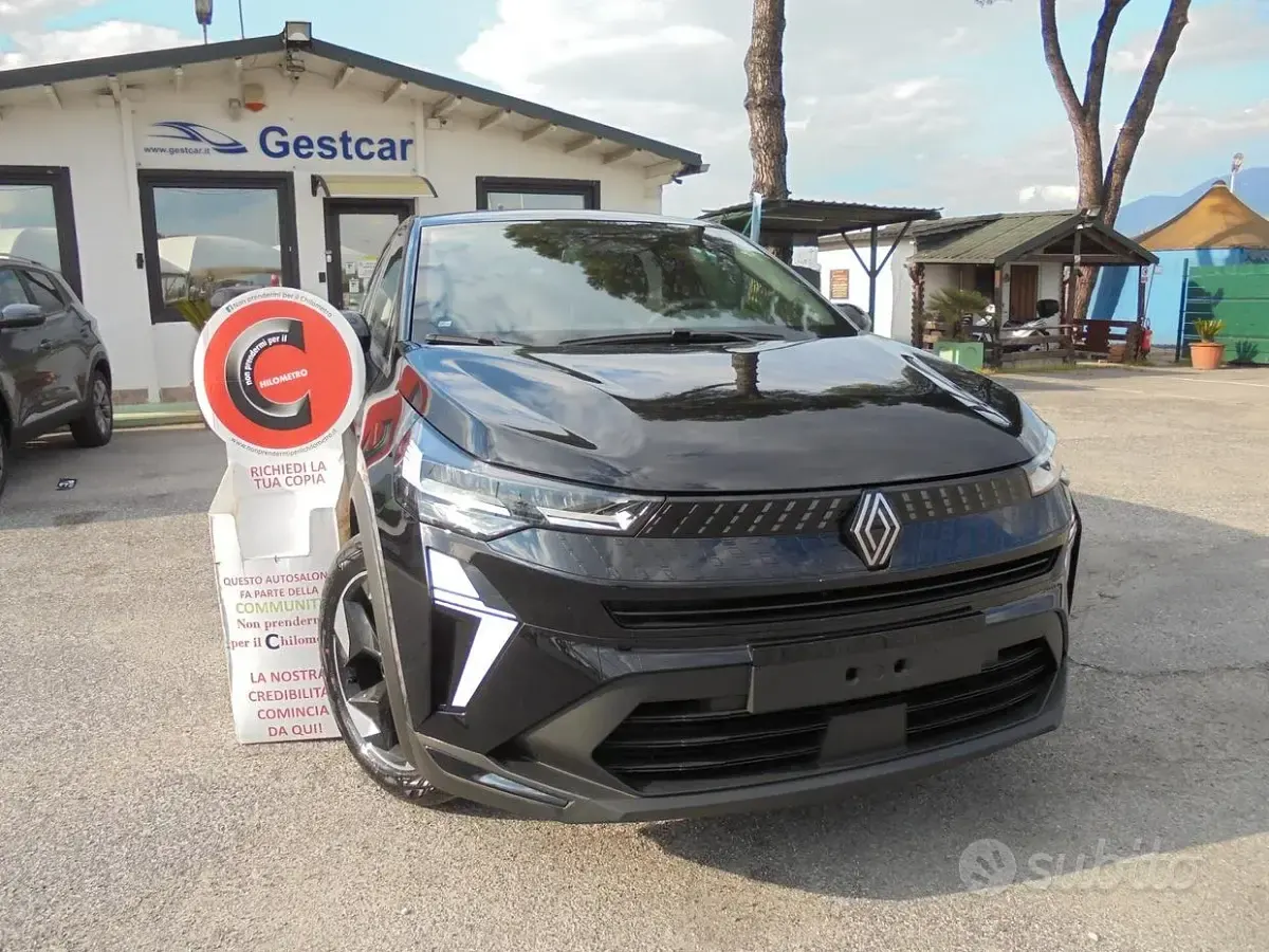Nuova Renault Captur Techno 101 CV (74 kW) 2025 Nero SUV