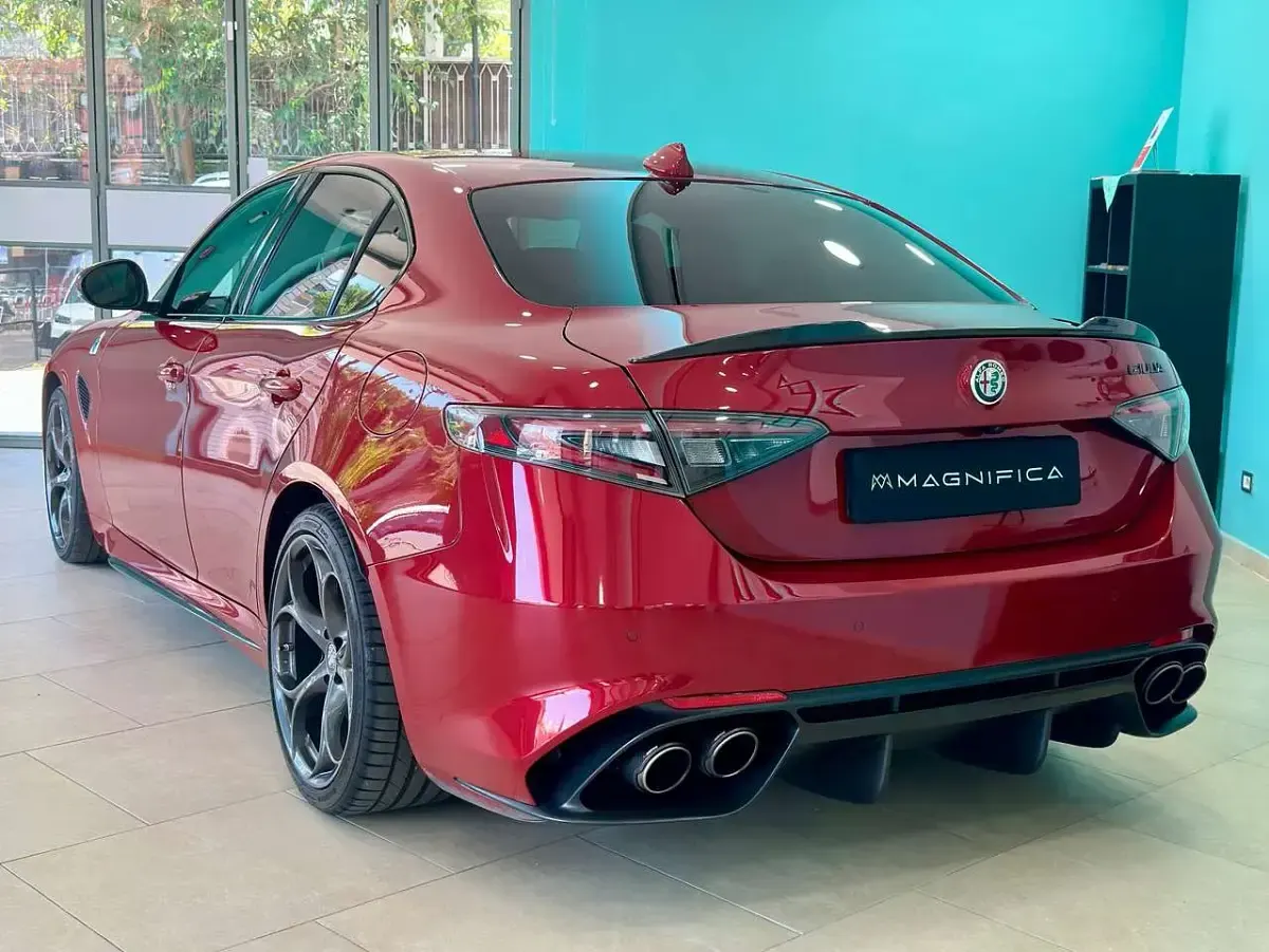 Usata Alfa Romeo Giulia Quadrifoglio 510 CV (375 kW) 2020 Rosso competizione Berlina