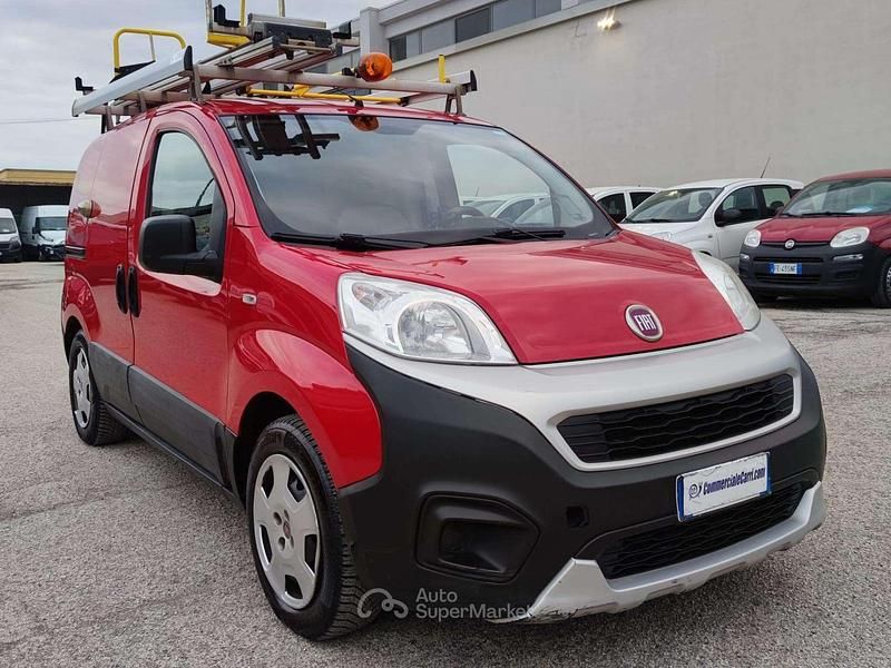 Usata Fiat Fiorino 95 CV (69 kW) 2016 Rosso Monovolume