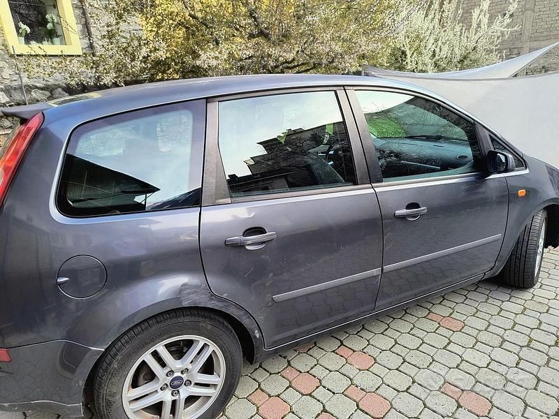 Begagnad Ford C-MAX 109 HK (80 kW) 2005 Grå Minibuss