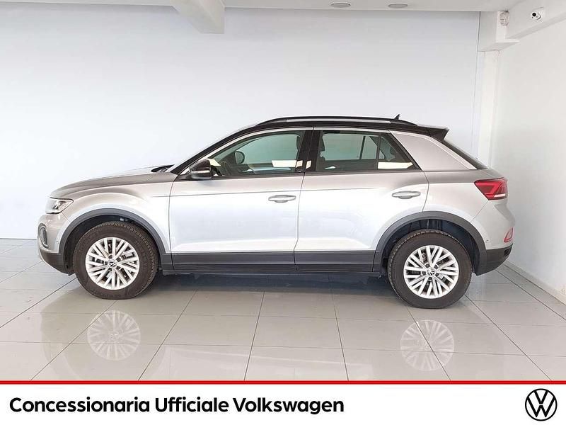 Usata VW T-Roc Life 150 CV (110 kW) 2024 Pyrit silver / nero SUV