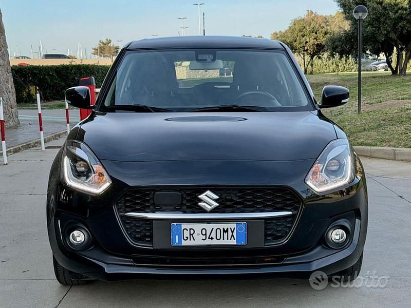 Usata Suzuki Swift 83 CV (61 kW) 2024 Nero Utilitaria
