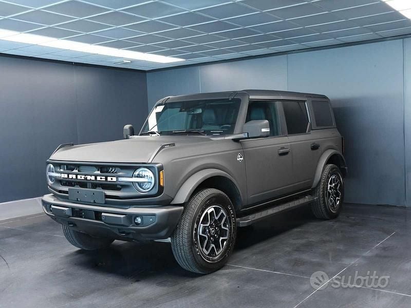 Usata Ford Bronco Outer Banks 335 CV (246 kW) 2024 Nero SUV