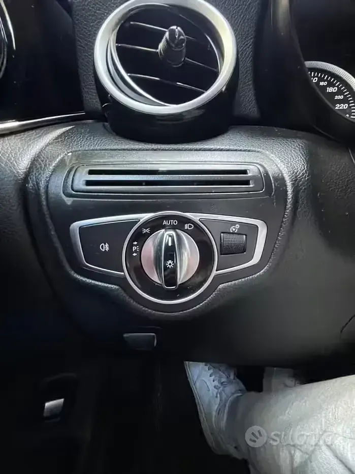 Usata Mercedes GLC250 Business 204 CV (150 kW) 2015 SUV