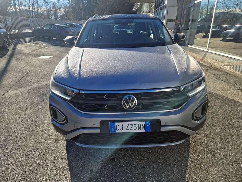 Usata VW T-Roc Life 116 CV (85 kW) 2022 Argento SUV