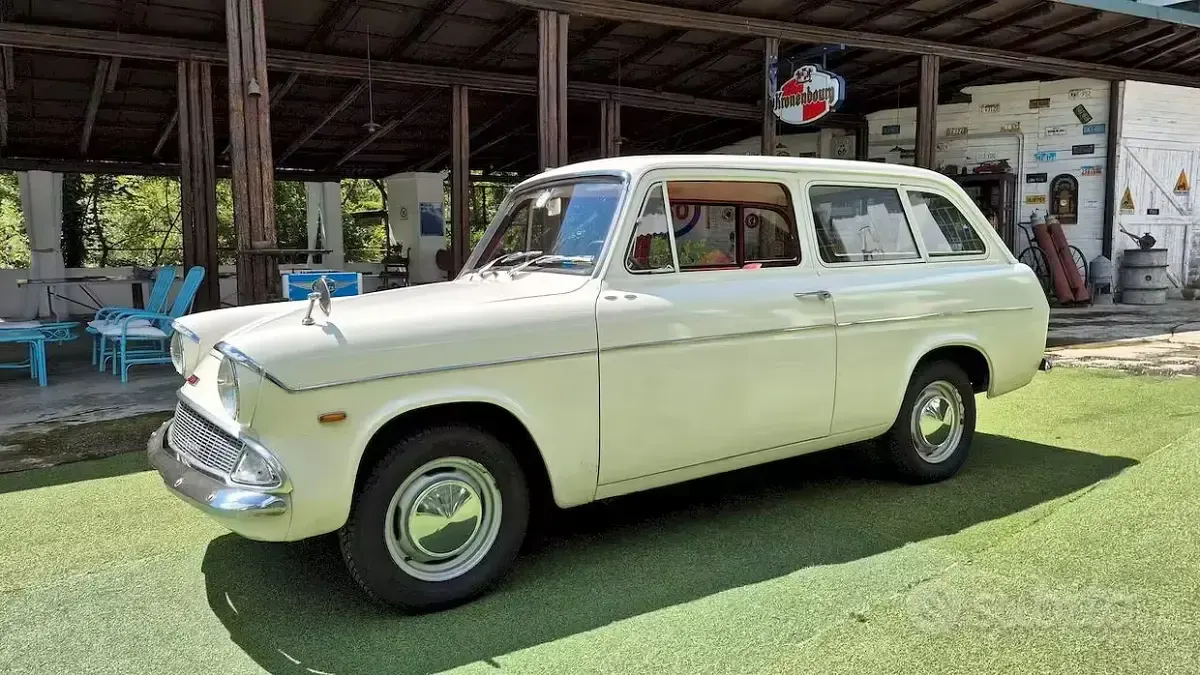 Usata Ford Anglia 39 CV (28 kW) 1960 Bianco Station wagon