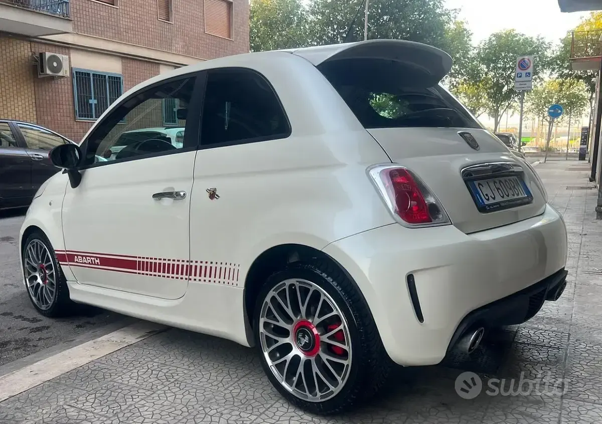 Usata Abarth 500 135 CV (99 kW) 2010 Bianco Berlina