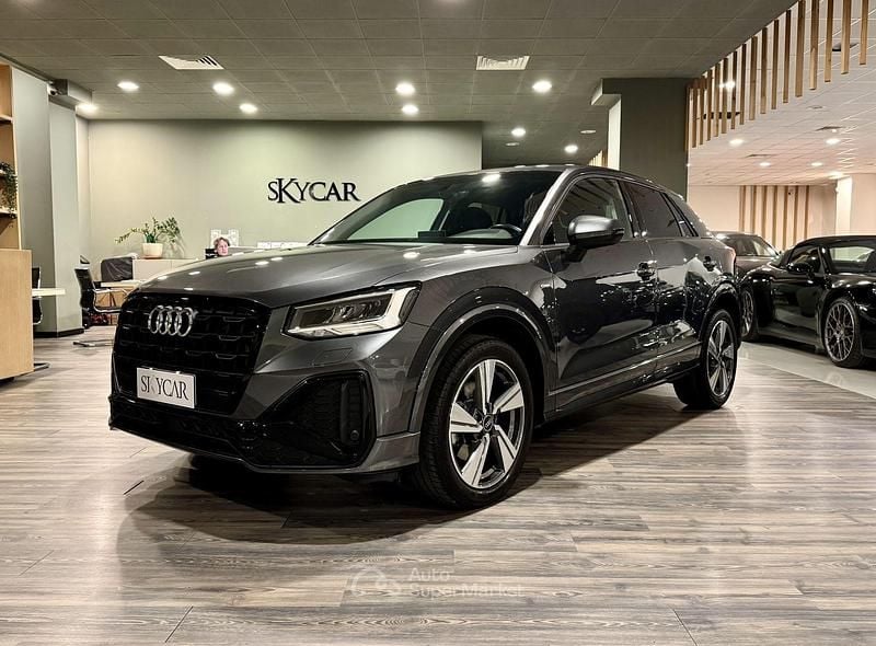 Usata Audi Q2 S-Line 150 CV (110 kW) 2022 Grigio SUV