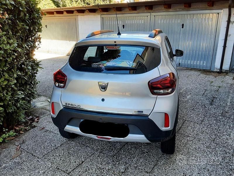 Usata Dacia Spring Comfort Plus 33 kW (45 CV) 2021 Grigio Utilitaria