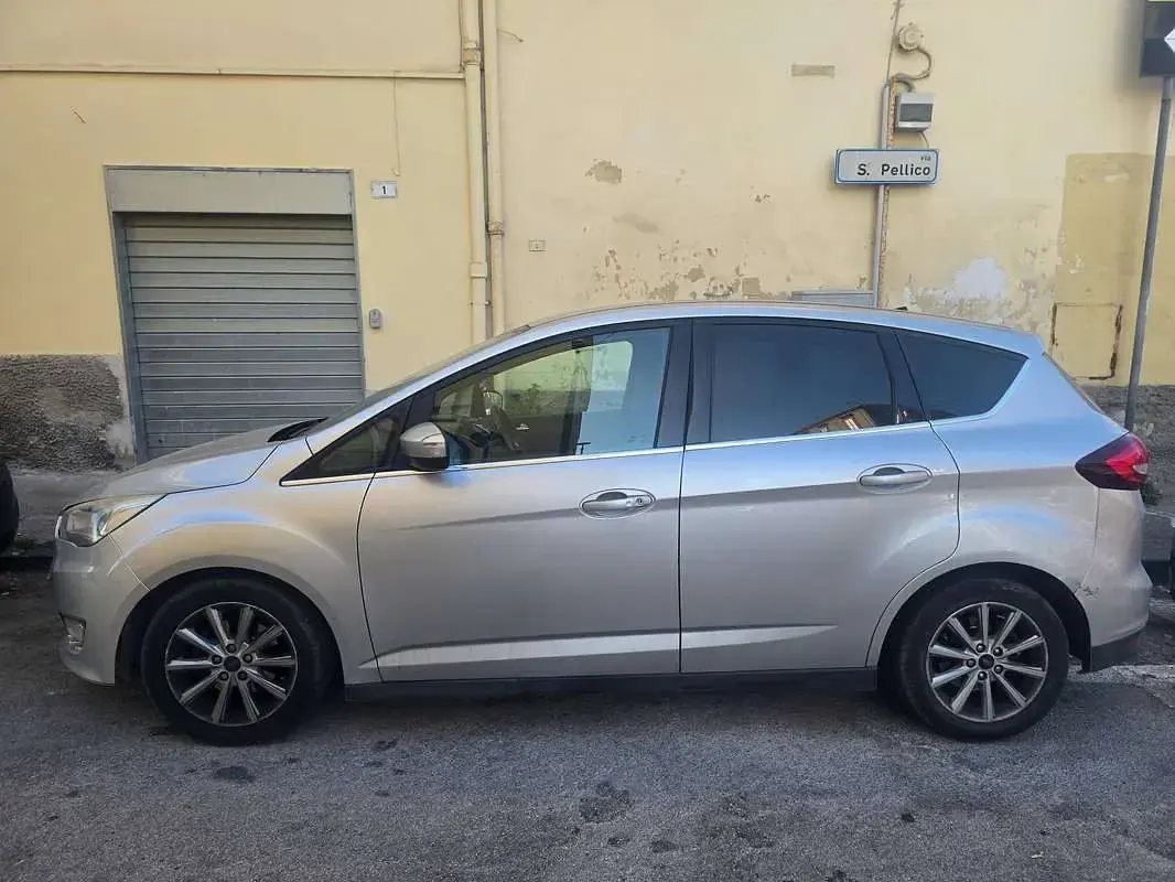 Usata Ford C-MAX Business Edition 120 CV (88 kW) 2016 Grigio Monovolume