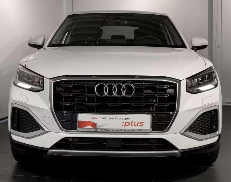 Usata Audi Q2 Ambiente 150 CV (110 kW) 2023 Bianco SUV