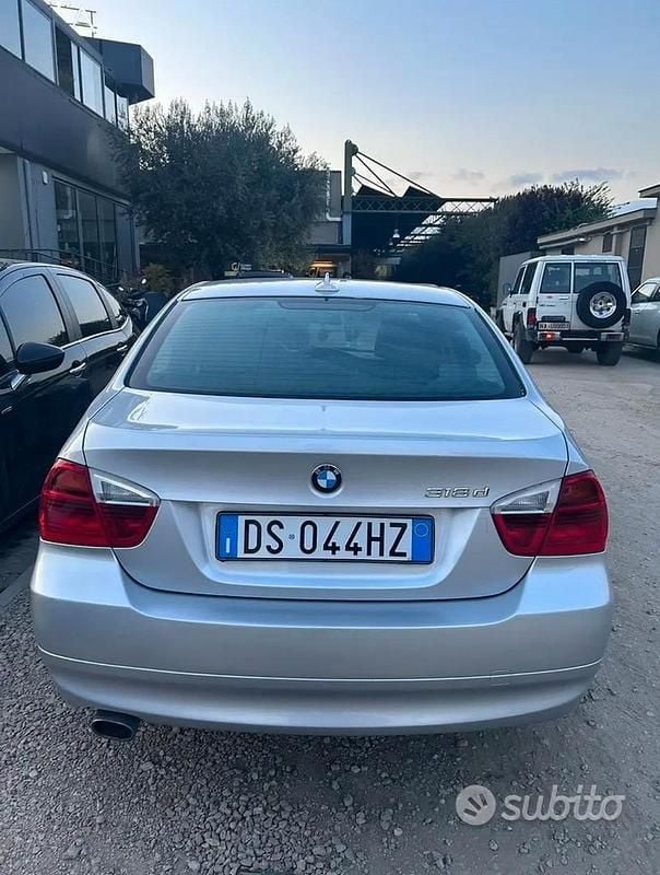 Usata BMW 318 122 CV (89 kW) 2007 Grigio Berlina