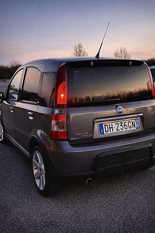Usata Fiat Panda 101 CV (74 kW) 2007 Utilitaria