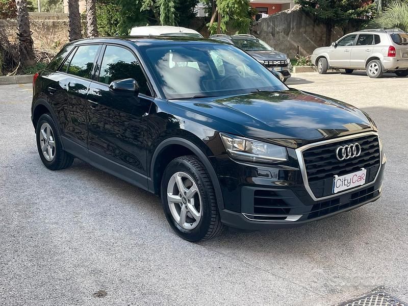 Usata Audi Q2 Business 116 CV (85 kW) 2017 Nero SUV