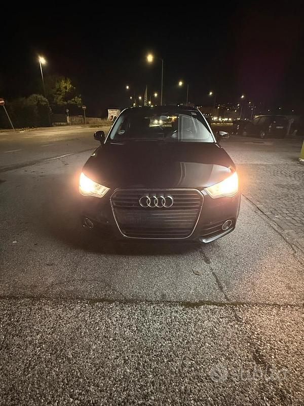 Nero Usata 2011 Audi A1 Due volumi | 6200 € (Super prezzo) - Immagine 1/4