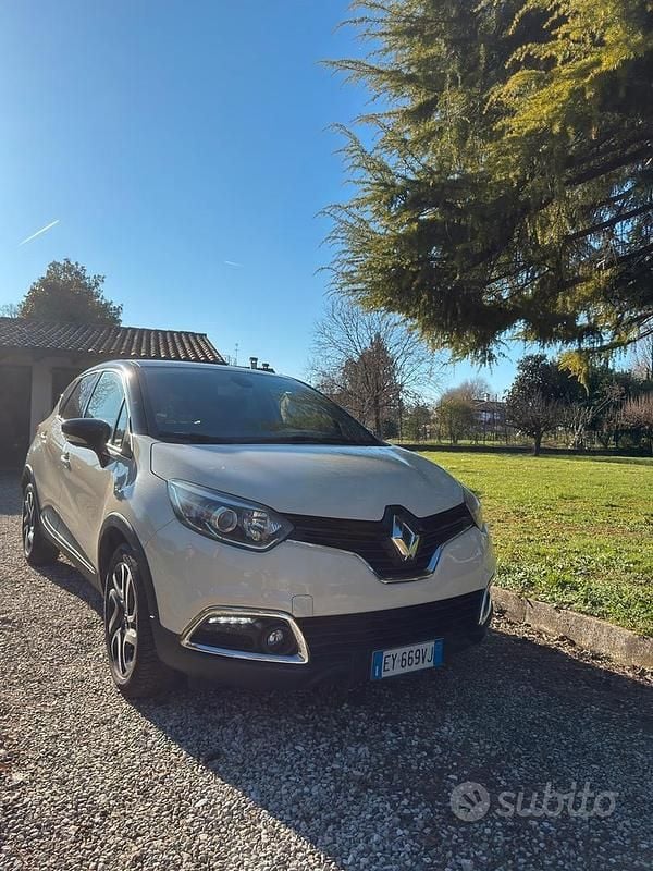 Bianco Usata 2015 Renault Captur SUV | 7000 € (Ottimo prezzo) - Immagine 1/4