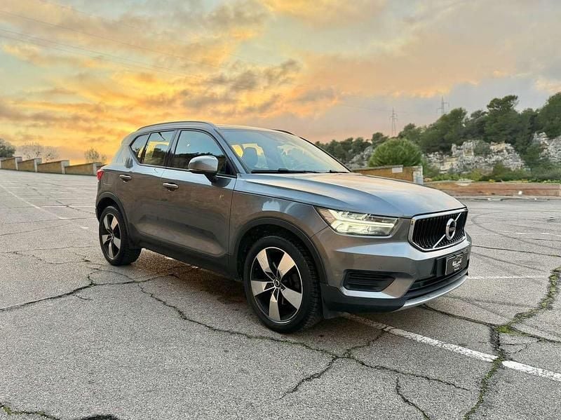 Grigio Usata 2019 Volvo XC40 SUV | 18.900 € (Buon prezzo) - Immagine 1/4