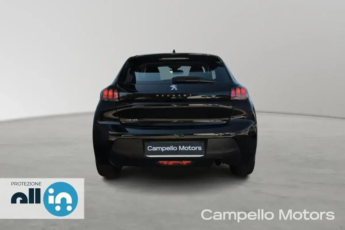 Usata Peugeot 208 Active 75 CV (55 kW) 2021 Nero metallizzato Utilitaria
