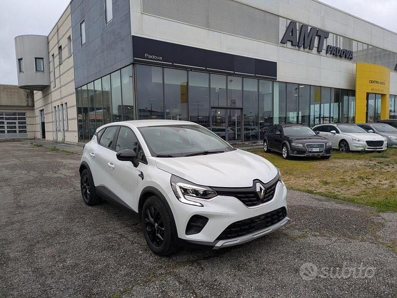 Occasion Renault Captur 101 ch (74 kW) 2023 Blanc SUV