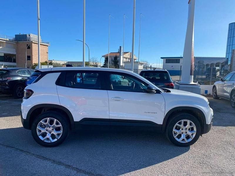 Usata Jeep Avenger Altitude 101 CV (74 kW) 2024 Bianco SUV