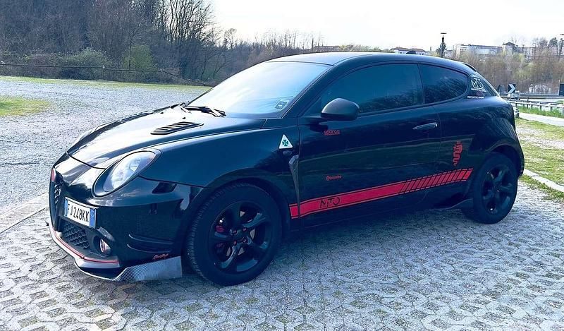 Usata Alfa Romeo MiTo 90 CV (66 kW) 2017 Nero Utilitaria