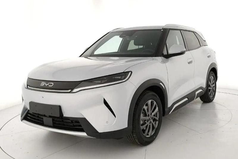 Nuova BYD Atto 2 Boost 212 CV (155 kW) 2026 Skiing white SUV
