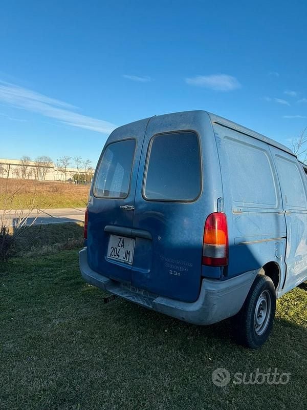 Usata Nissan Vanette 1995 Blu Monovolume