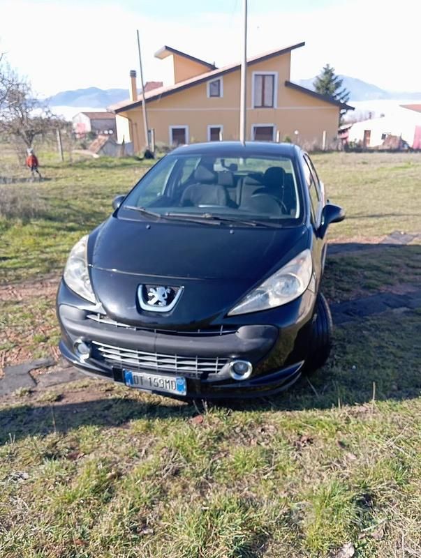 Usata Peugeot 207 70 CV (51 kW) 2009 Nero Berlina