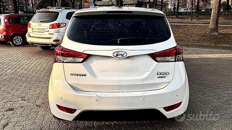 Usata Hyundai ix20 90 CV (66 kW) 2013 Bianco Utilitaria
