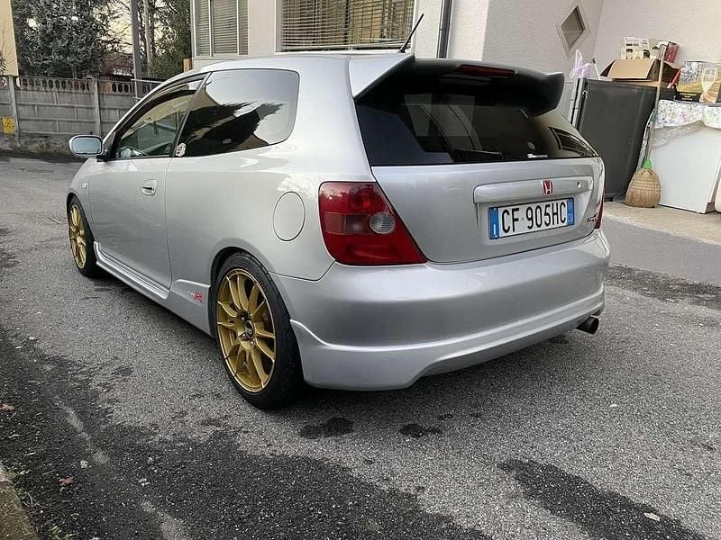 Usata Honda Civic Type R 200 CV (147 kW) 2003 Berlina