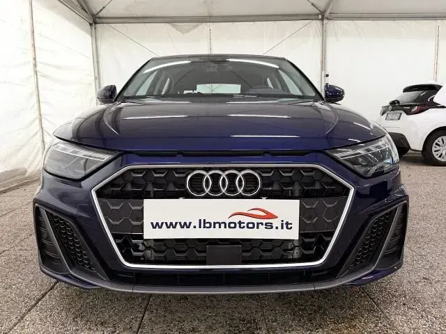 Nuova Audi A1 116 CV (85 kW) 2025 Blu SUV