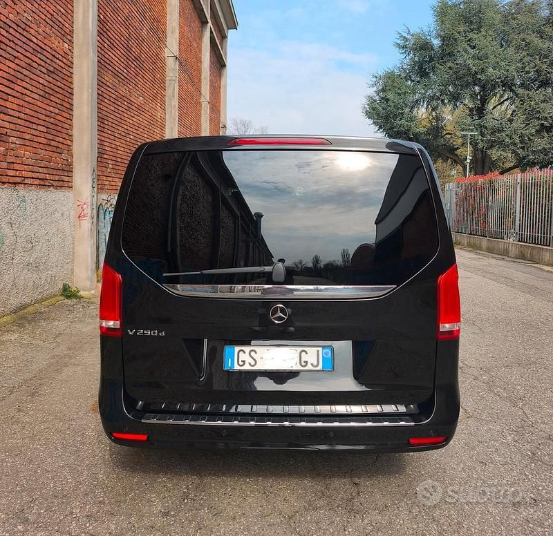 Usata Mercedes V250 Executive 190 CV (139 kW) 2024 Nero Monovolume