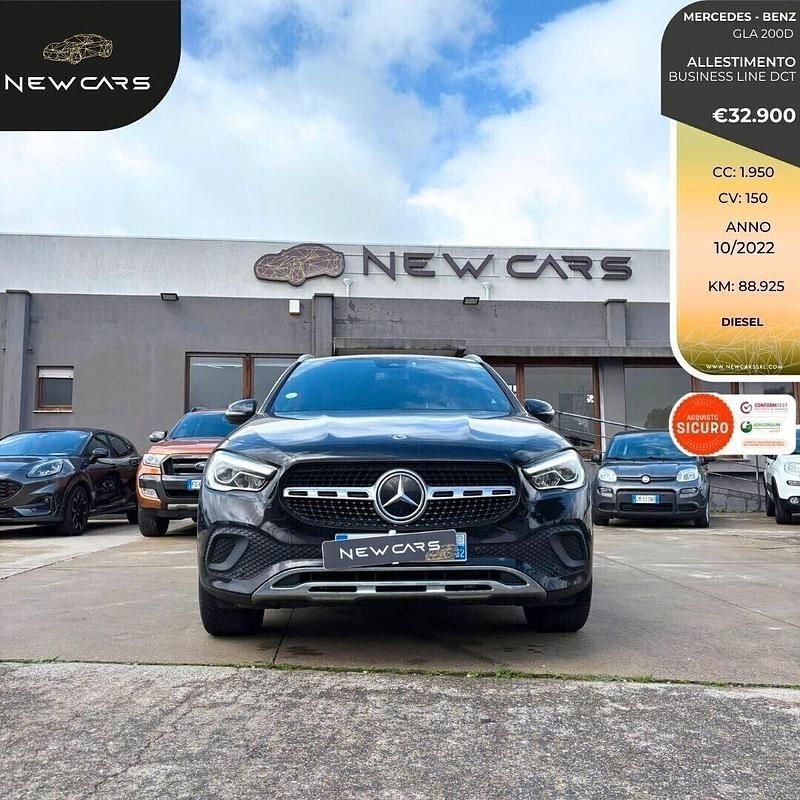 Usata Mercedes GLA200 Business 150 CV (110 kW) 2022 Nero SUV