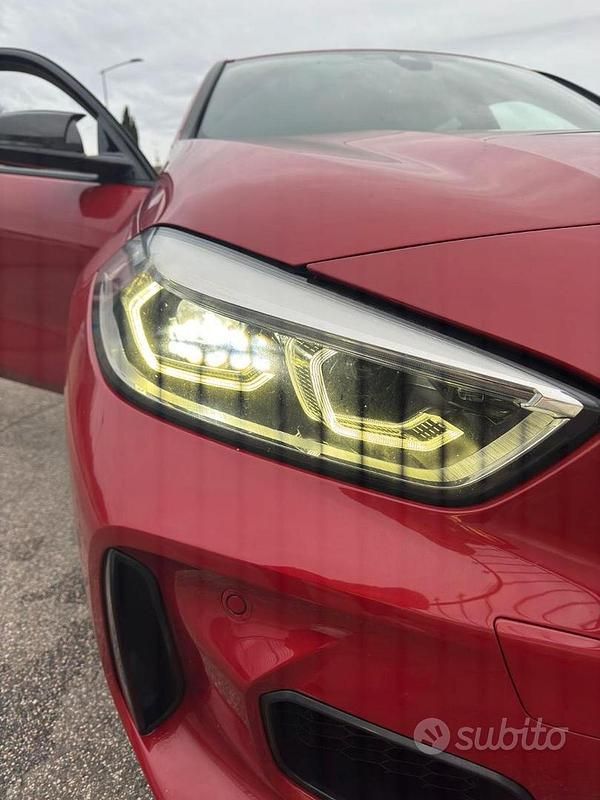 Usata BMW M135 Comfort Edition 306 CV (225 kW) 2020 Rosso Utilitaria