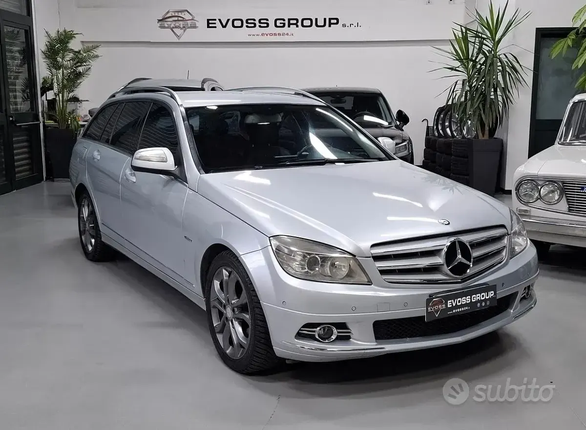 Usata Mercedes C220 Avantgarde 170 CV (125 kW) 2008 Grigio Station wagon