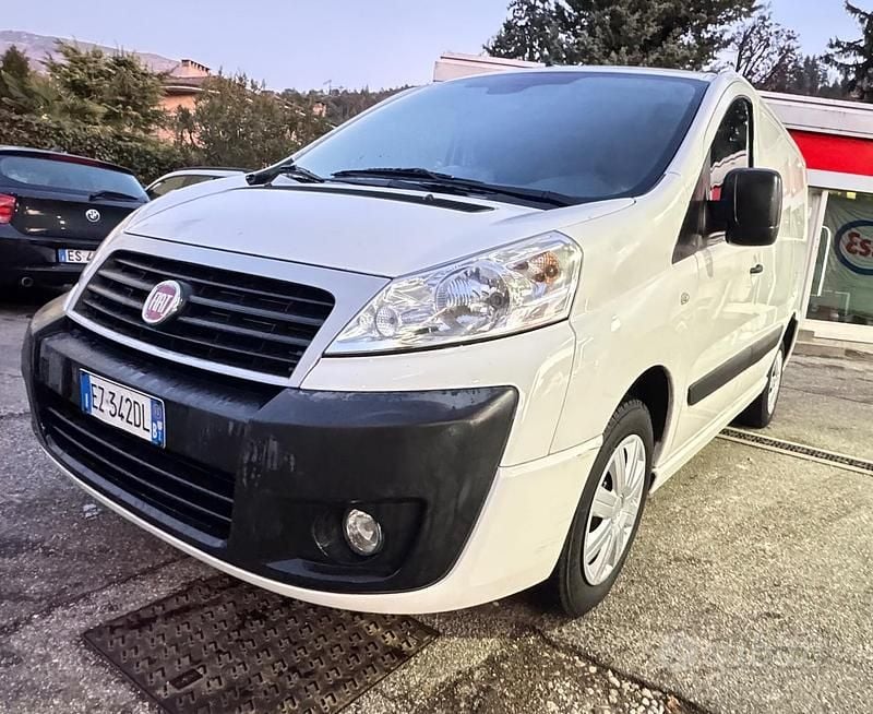 Bianco Usata 2015 Fiat Scudo Comfort Furgone | 6600 € (Super prezzo) - Immagine 1/4