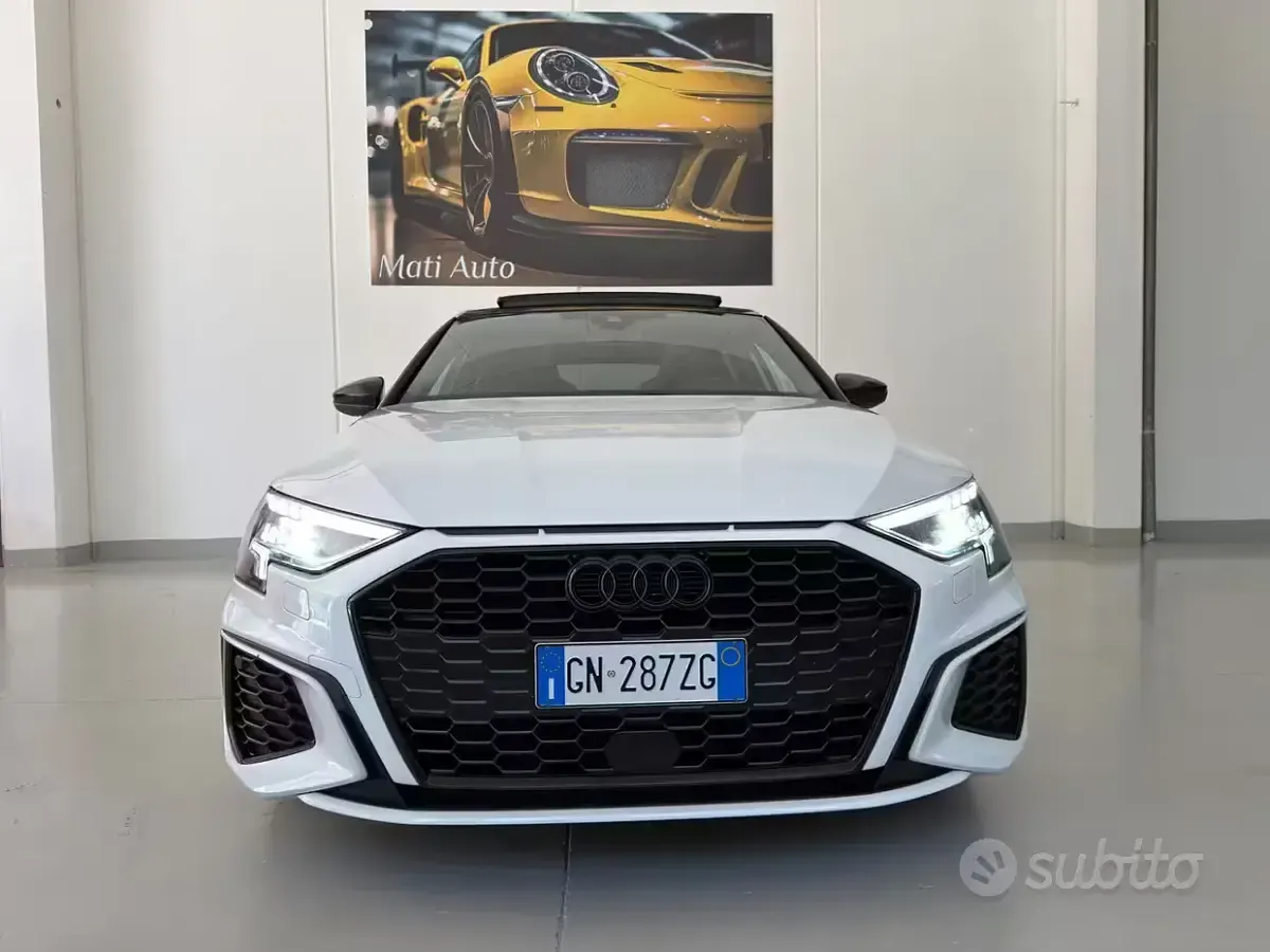 Usata Audi A3 S-line plus 150 CV (110 kW) 2023 Bianco Berlina